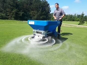 top dresser for golf and cricket ground, turfco, toro