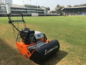 Pitch 550 Zero cut lawn mower for cricket and golf ground