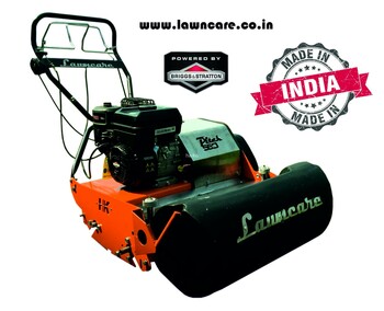 Pitch 550 Zero cut lawn mower for cricket and golf ground